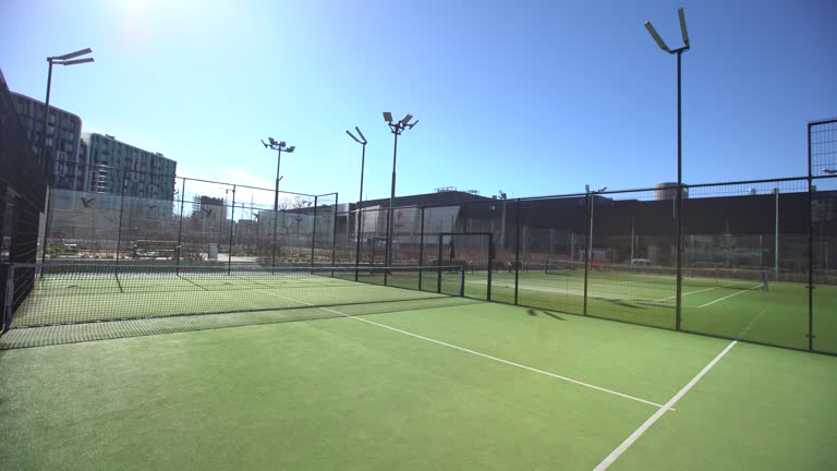 Construction d'un terrain de tennis à Cannes