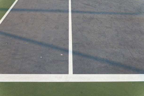 Construction d'un terrain de tennis en béton poreux à Saint-Raphaël