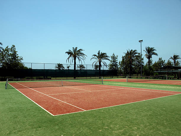 Construction d'un court de tennis à Nice