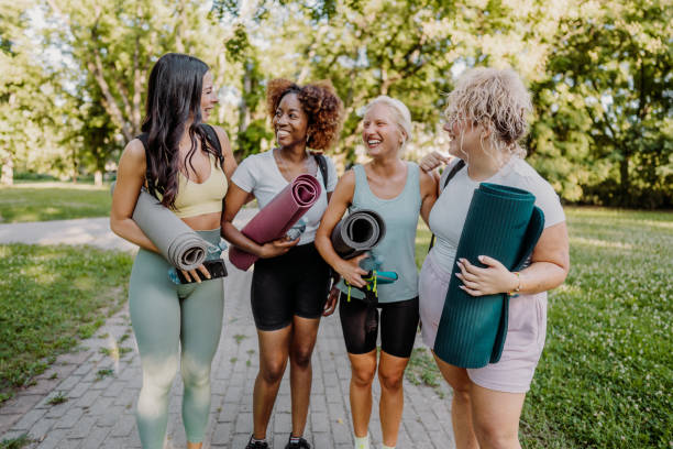 Mettre en place une routine quotidienne est essentiel pour soulager le mal de dos. Il est recommandé d’alterner les exercices