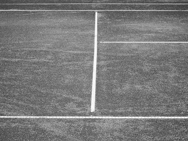 Construction d'un court de tennis en béton poreux à nice