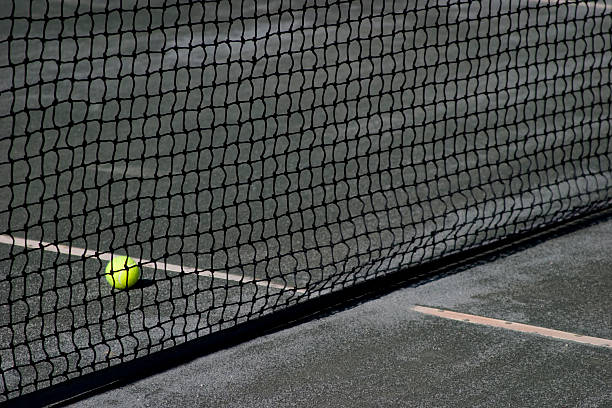 Construction d'un court de tennis en béton poreux à nice