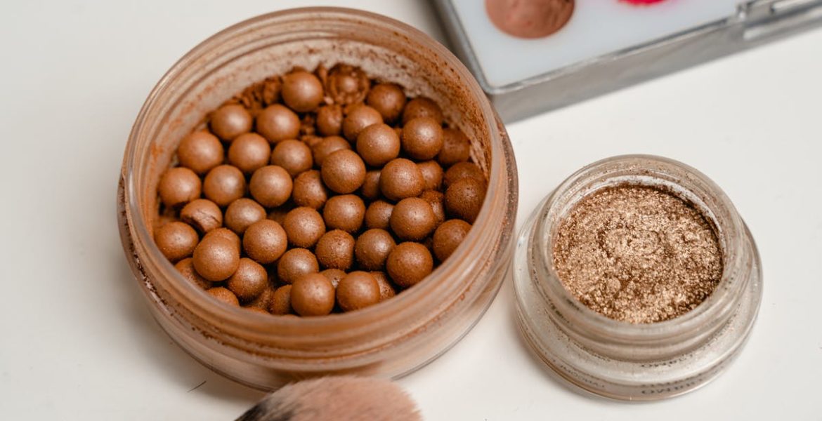 découvrez des astuces et des idées innovantes pour organiser votre maquillage de manière efficace et stylée. transformez votre routine beauté avec des solutions pratiques pour un espace de travail zen et inspirant.