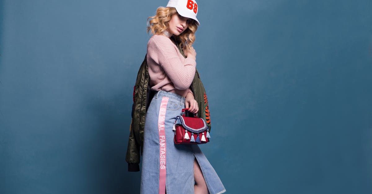découvrez les dernières tendances et actualités de la mode : conseils, inspirations, créateurs et nouveautés pour un style unique toute l'année.