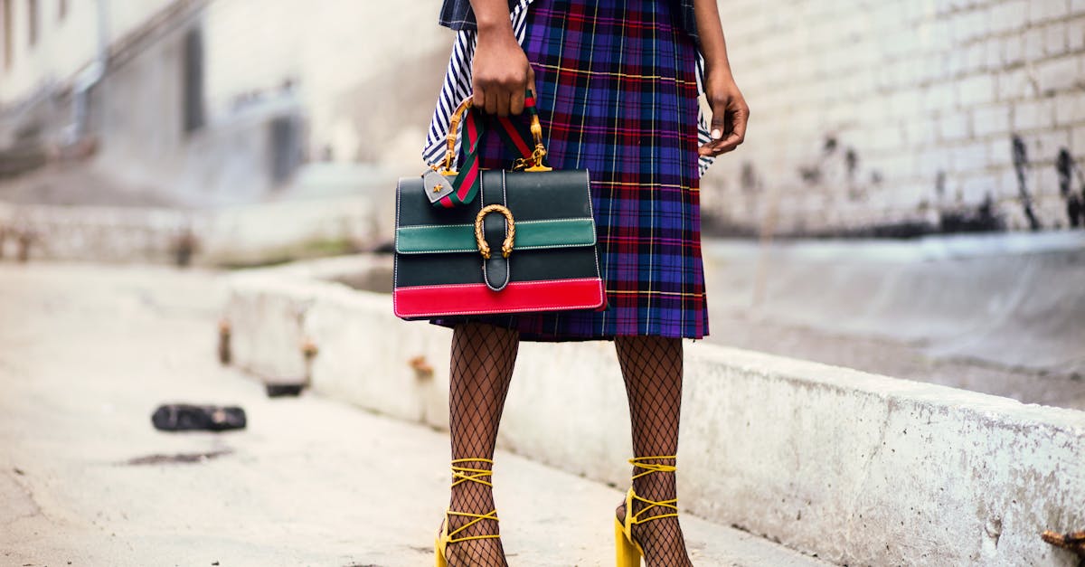découvrez les dernières tendances de la mode, des conseils de style et des inspirations pour sublimer votre garde-robe. explorez l'univers fashion et adoptez un look unique et moderne.