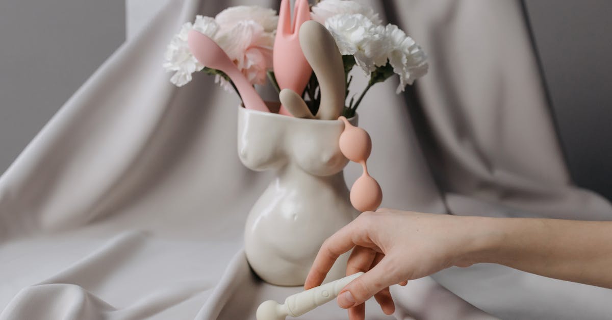 découvrez une large sélection de sex toys pour tous les plaisirs et envies. profitez d’une expérience intime unique grâce à des produits de qualité, discrets et sécurisés, adaptés à tous les besoins.